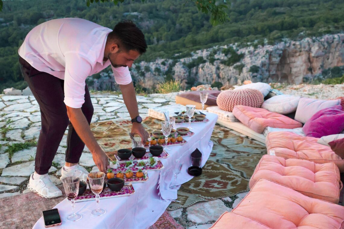 How to Choose the Best Luxury Picnic Service for Your Needs
