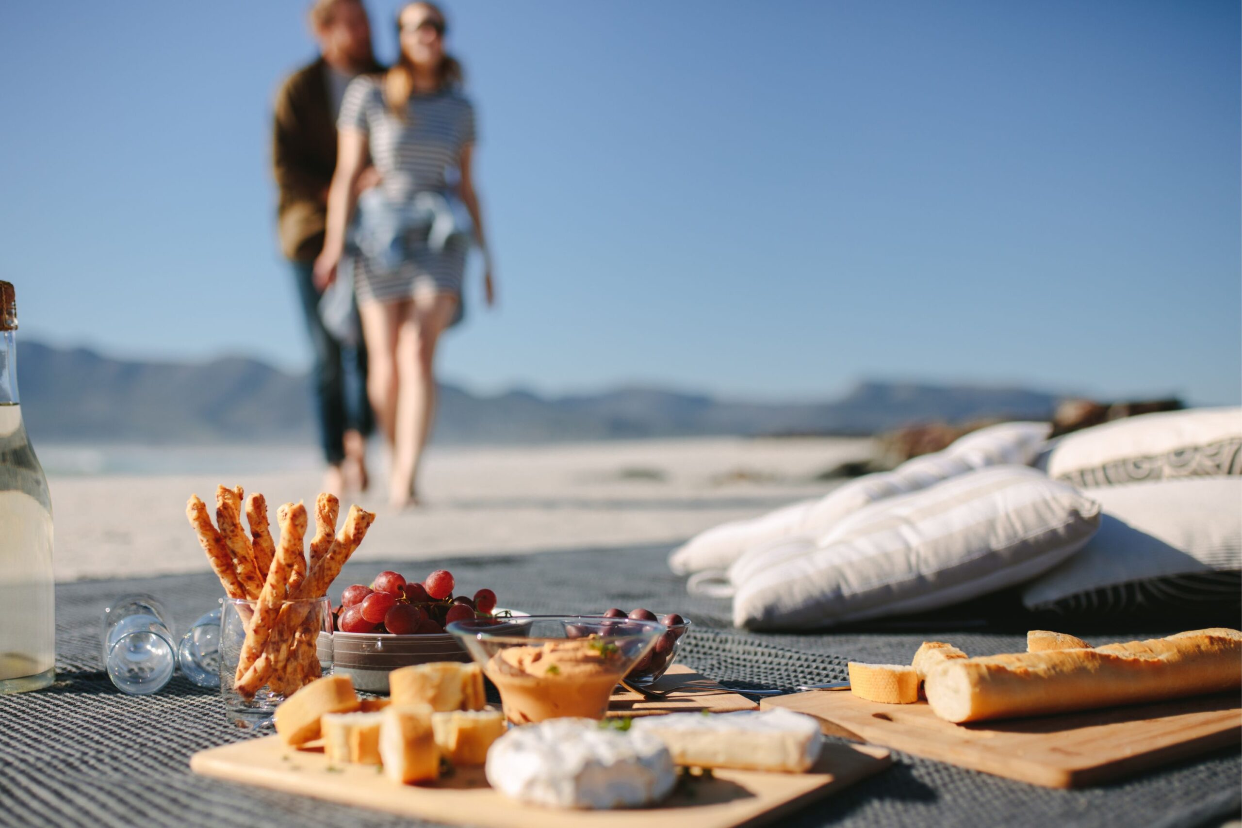 How to Create a Mystery Picnic